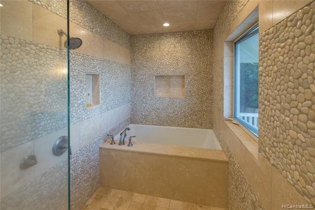 Foto del edificio - 4676 Sierra Dr