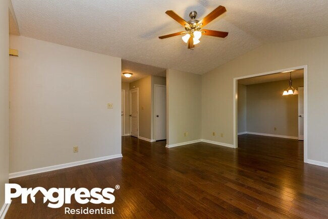 Foto del edificio - 7665 Geist Estates Dr