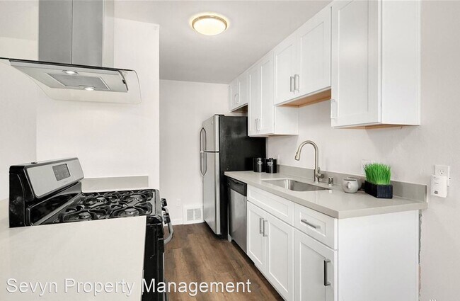 Foto del edificio - 3 br, 2 bath House - 510 27th Ave.