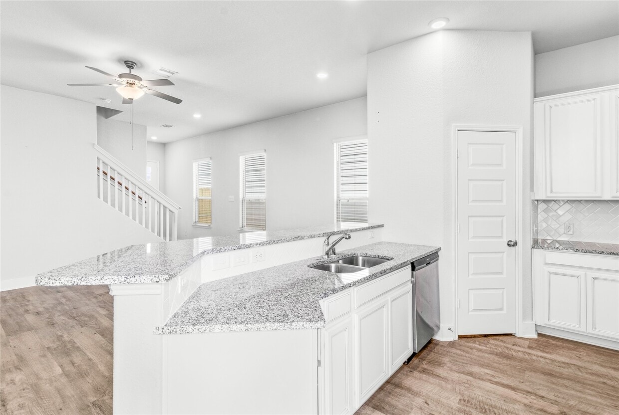 Foto principal - 4426 Ibiza Ln