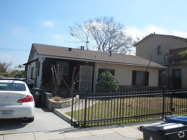 Building Photo - 11324 Biona Dr