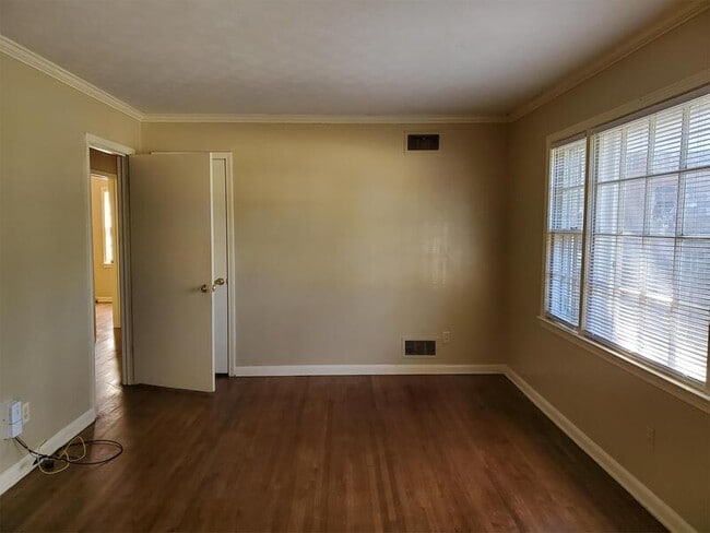 Foto del edificio - 1788 S Perkins Rd