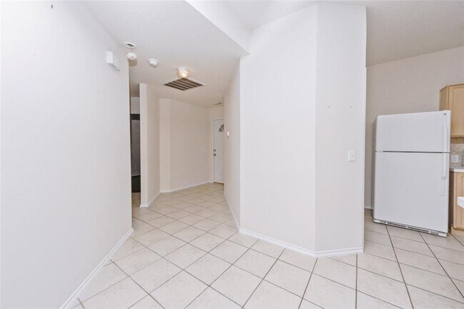 Building Photo - 15027 Sugar Sweet Dr