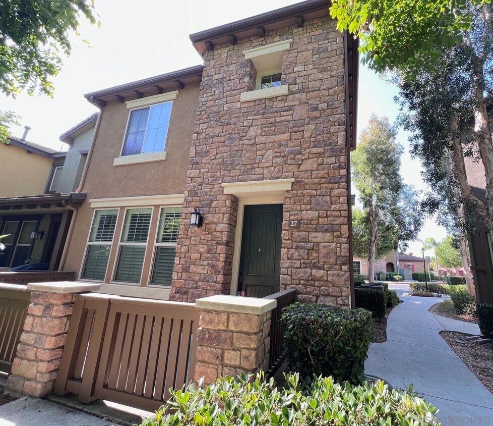 Primary Photo - 10680 Canyon Grove Trail