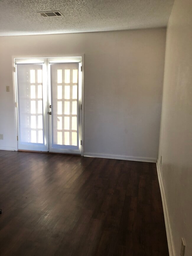 Townhome Staged Living Room - Green Ridge Apartments