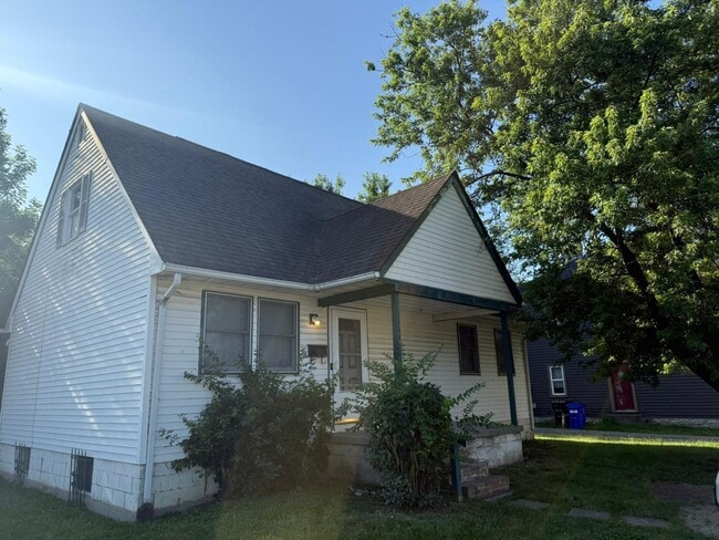 Building Photo - 1000 N 9th St