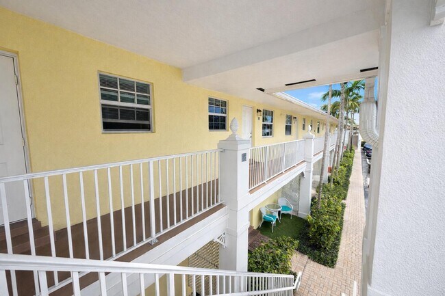 Foto del edificio - 2660 NE 8th Ave