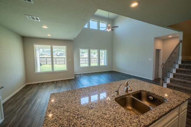 Foto del edificio - 1258 Sandstone Hls Dr