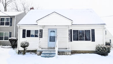 Building Photo - 1953 Woodland Ave