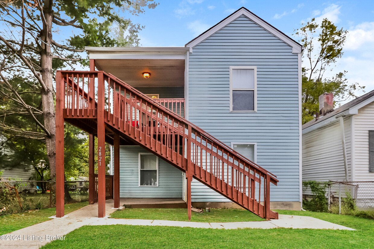 Foto principal - 2821 Rowan St