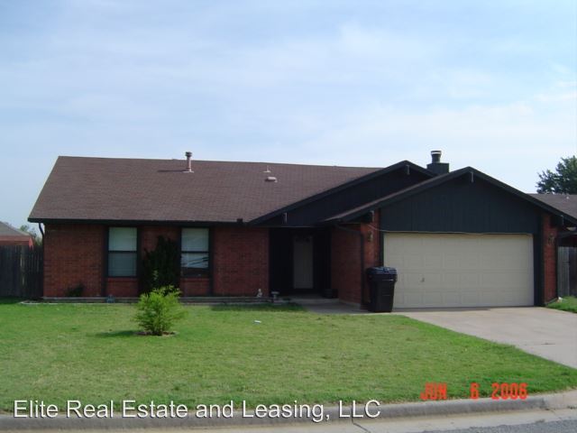 Foto principal - 7925 NW 82nd St