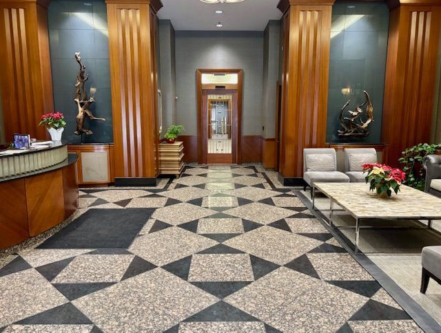 Building Photo - 545 N Dearborn St