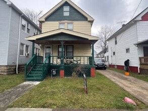 Building Photo - 1201 E 172nd St