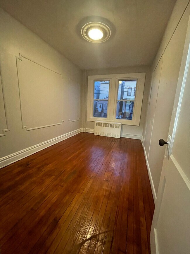 Unit 1F - 181 Lexington Ave