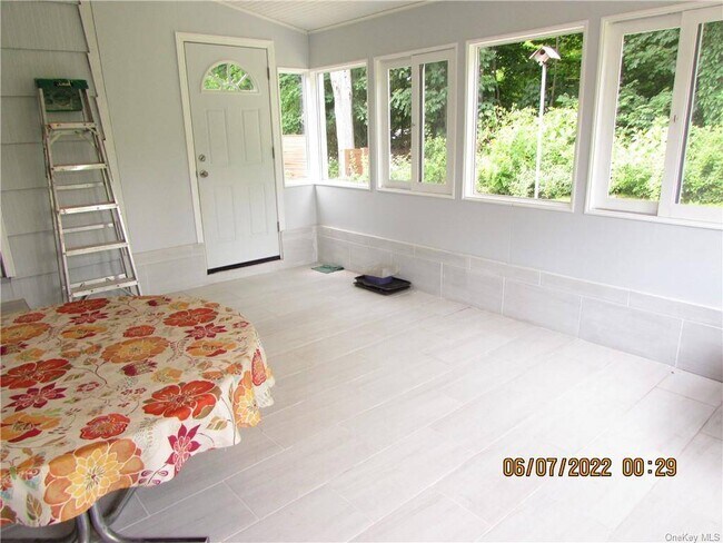 Building Photo - 30 Nimitz Pl