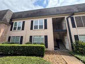 Building Photo - 1807 Stoney Brook Dr