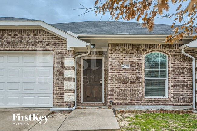 Foto del edificio - 6728 Ohana Pl