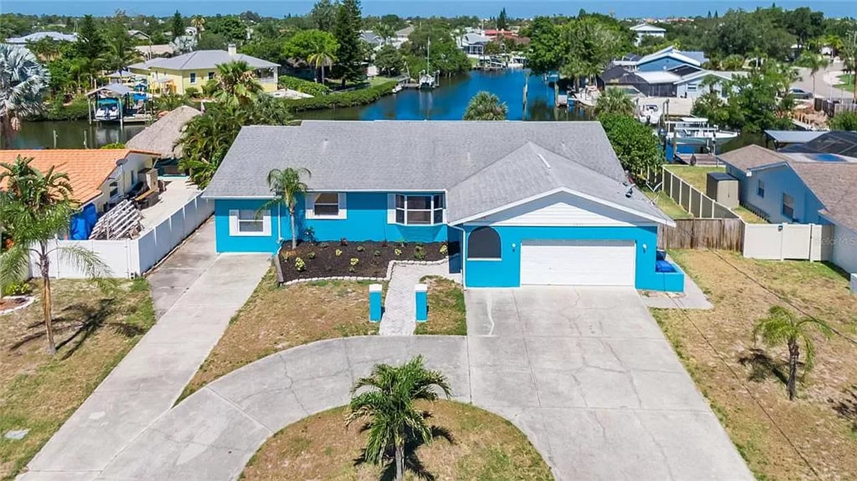 Newly remodeled 2600sf with 3 bedroom and ... - Newly remodeled 2600sf with 3 bedroom and ...