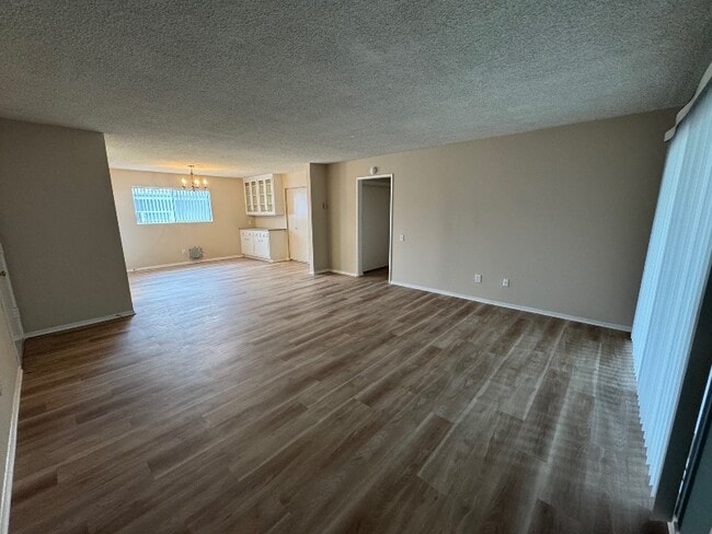 Building Photo - 2603 Harriman Ln