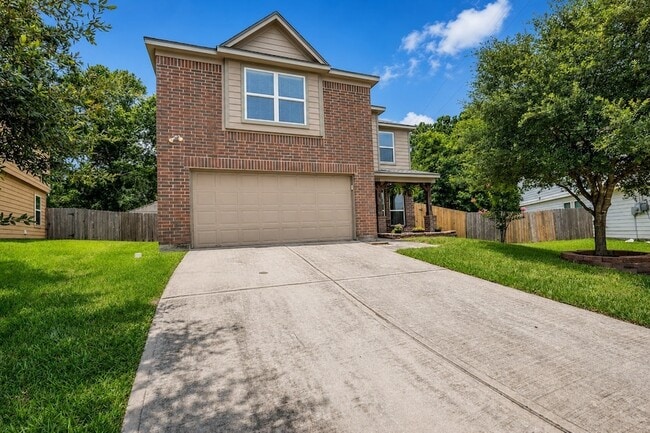 Building Photo - 16718 Warbler Dr