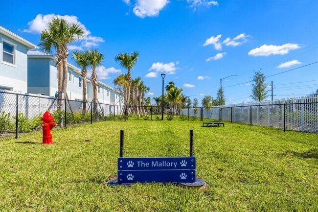 Foto del edificio - 3317 Maritime Pl