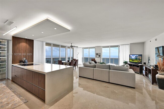 Foto del edificio - 1850 S Ocean Dr