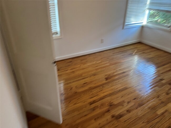 Building Photo - 6944 Burgess St