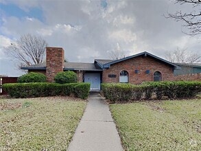Building Photo - 3522 Whitney Dr