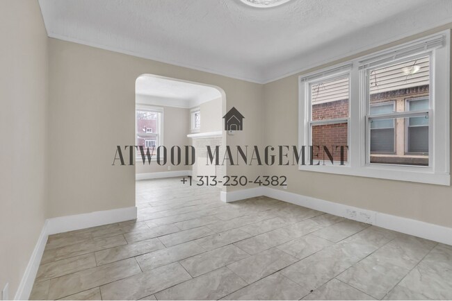 Foto del edificio - This beautifully updated 3-bedroom, 1-bath single-family home is ready for move-in!