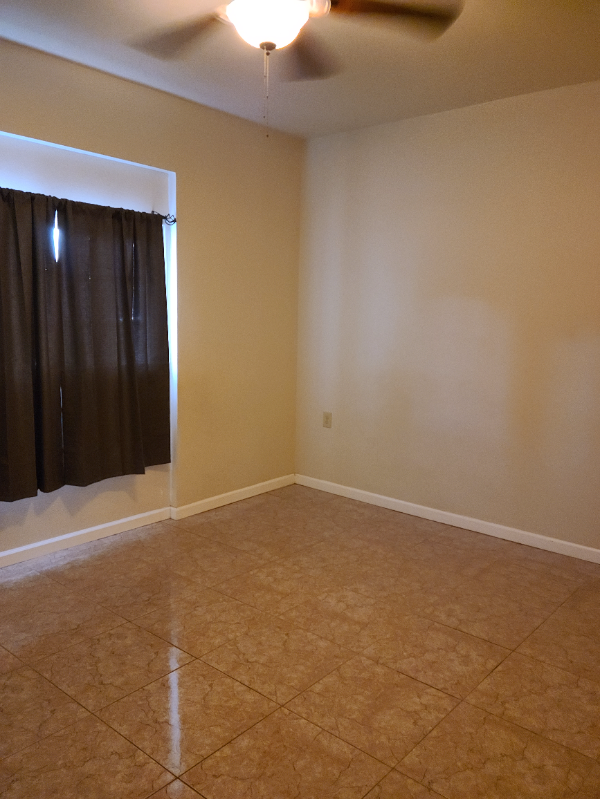 Building Photo - 155 Hiolani St