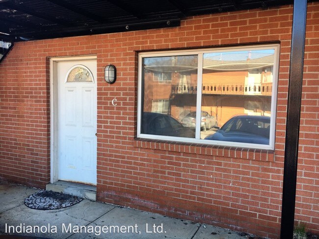 Foto del edificio - 714-714 Riverview Dr
