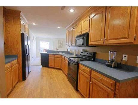 Building Photo - 3512 Beacon Dr