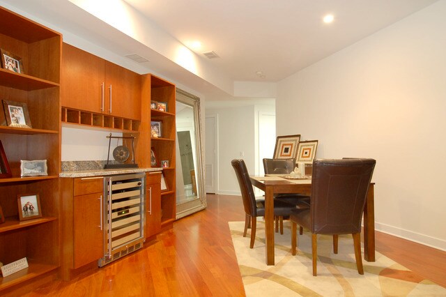 Foto del edificio - 914 W Hubbard St