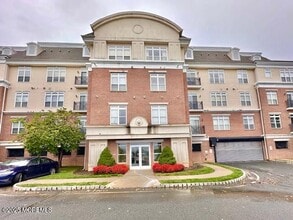 Building Photo - 6203 Fernandez Ct