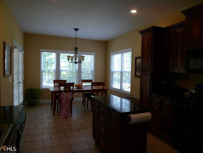 Foto del edificio - 421 Myrtle Crossing Ln