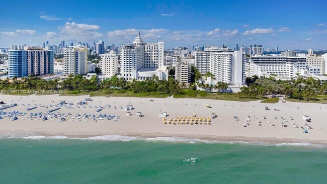 Foto del edificio - 1621 Collins Ave