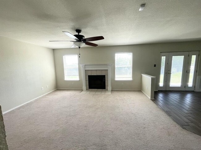 Building Photo - 5415 Teal Dr