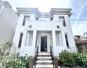 Building Photo - 15 Ralph Piteri Terrace