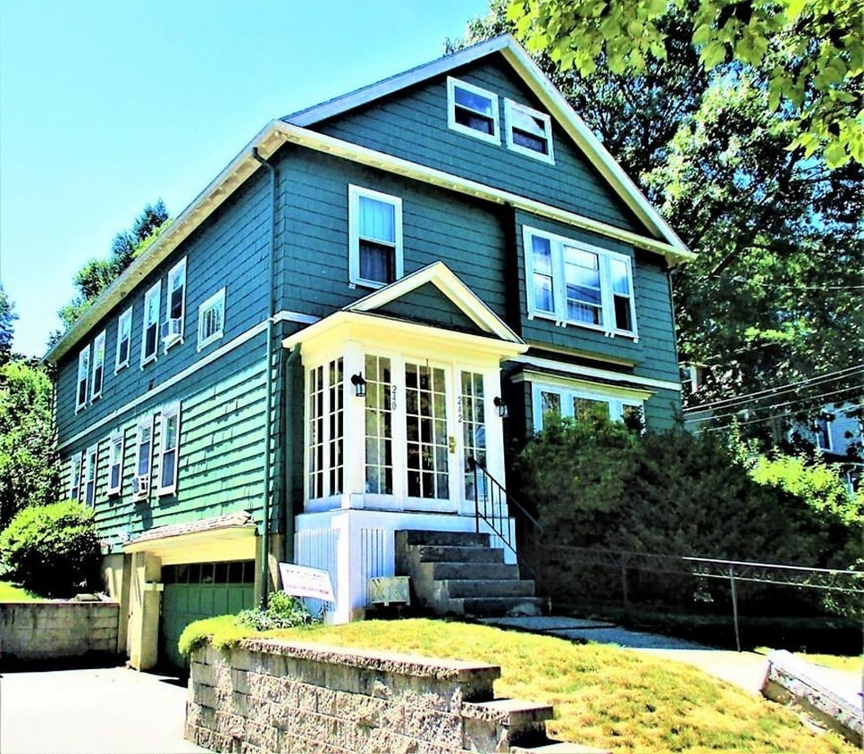 242 Tremont St Unit 242, Newton, MA 02458 Apartments in Newton, MA