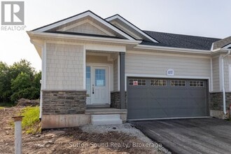 Building Photo - 177 Hawthorn Cres