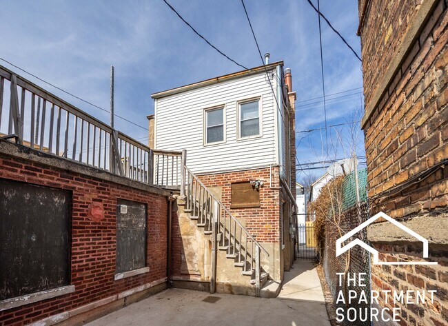 Foto del edificio - 2206 W Erie St