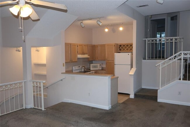 Building Photo - 601 Island Pl Wy