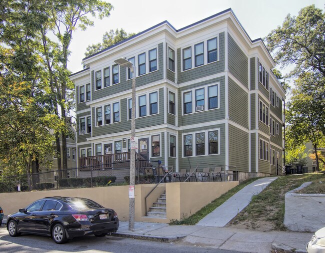 Building Photo - 31 Fessenden St