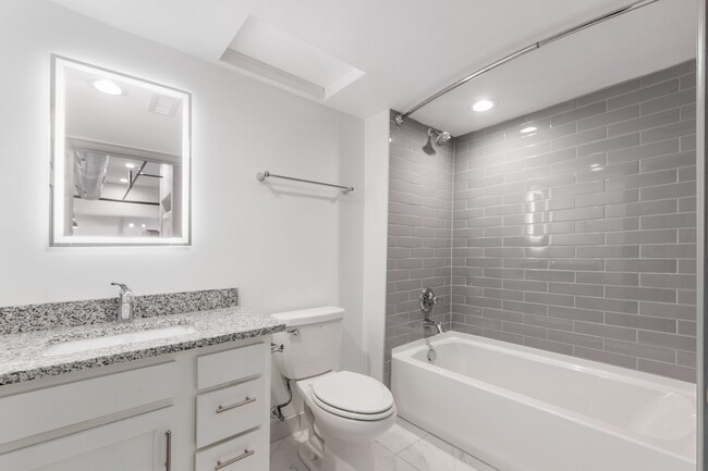 Foto del edificio - The Residences at 218 E Main St