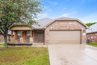 Building Photo - 7413 Errandale Dr