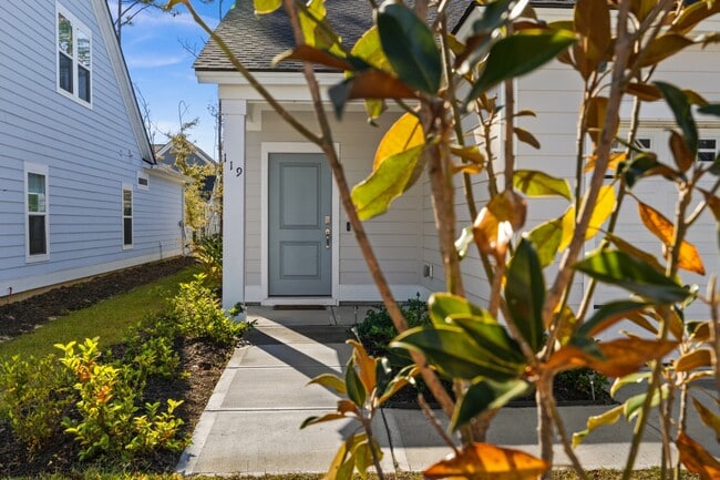 Foto del edificio - 119 Holloway Hl