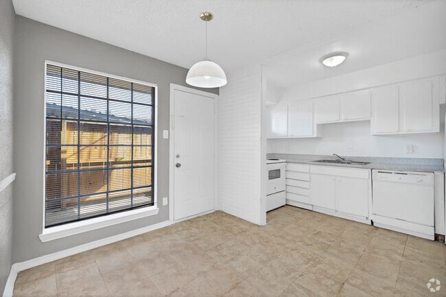 1 habitación, 1 baño - 688 pies cuadrados - Cocina/comedor - Tara Hall