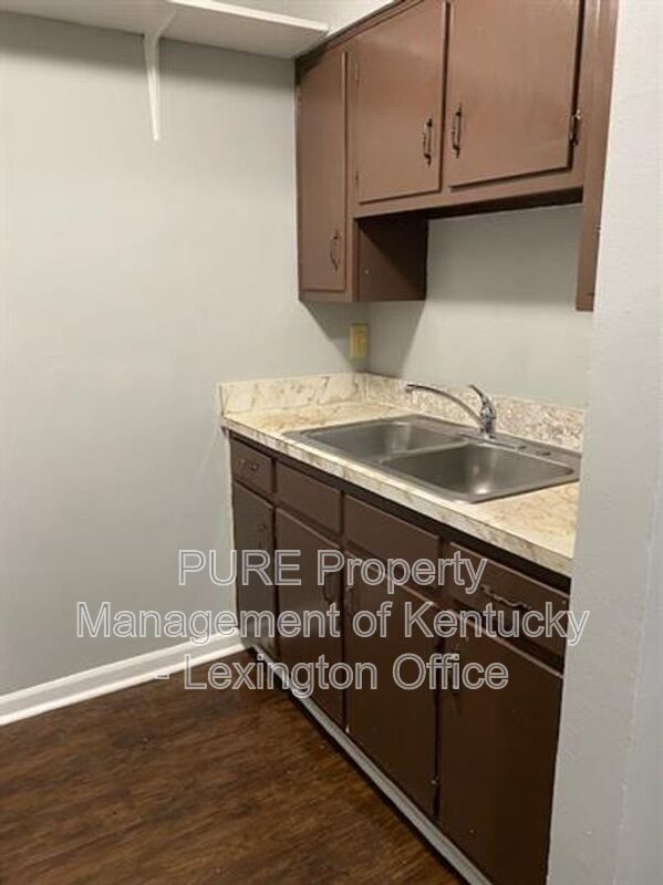 225 Landings Dr Unit 3, Frankfort, KY 40601 Condo for Rent in