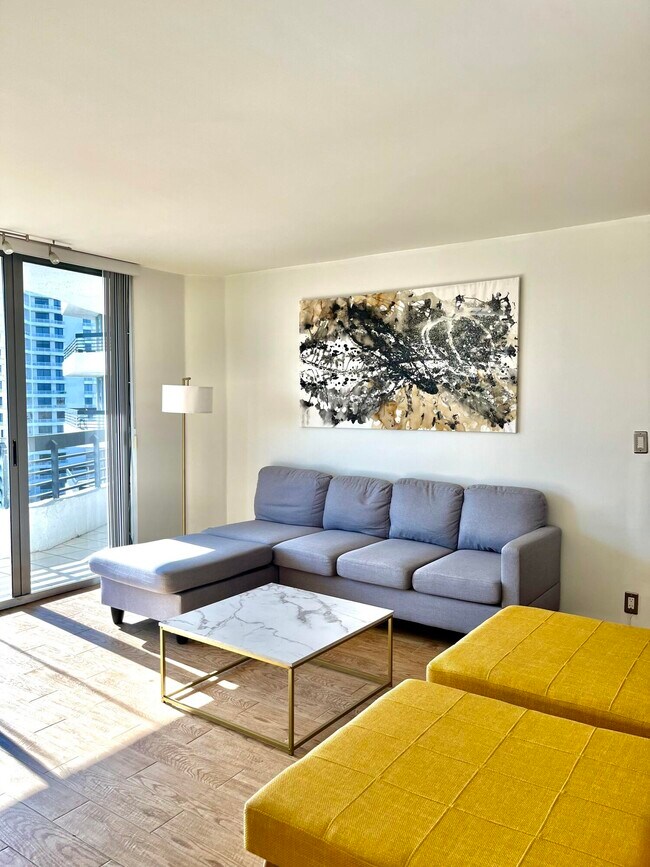 Foto del edificio - 3400 NE 192 St