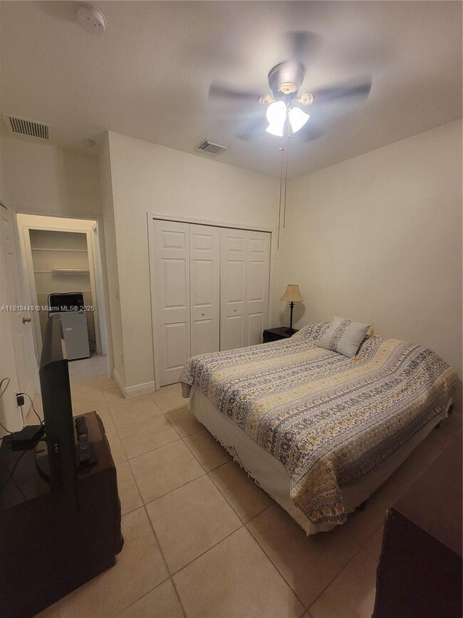 Foto del edificio - 24101 SW 107th Ave